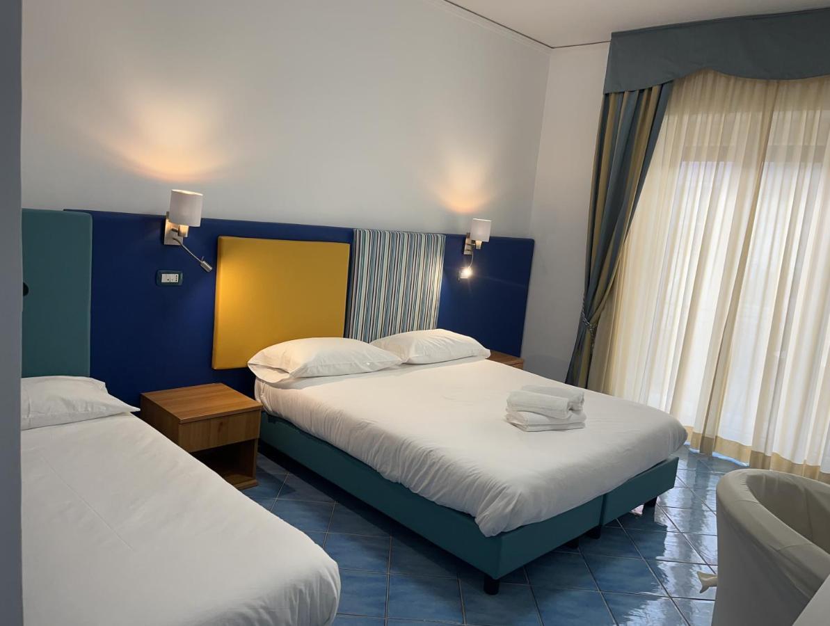 Oasi Hotell Maiori Exteriör bild